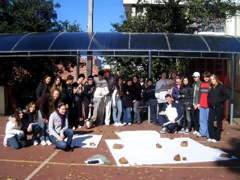 Alunos do Projeto de Astronomia do Ensino Médio participam de aula prática