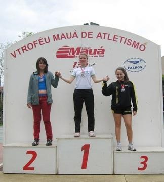 Atletismo da IENH conquista medalhas no Troféu Mauá