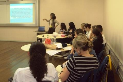 Autismo é tema de reunião de professores da IENH