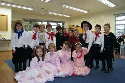 Alunos da Educação Infantil vivenciam atividades na Semana Farroupilha