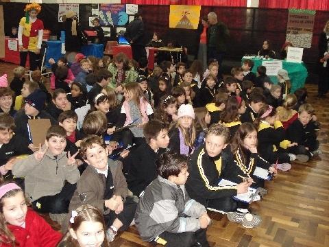 Feira de Ciências e Ideias é realizada na Unidade Oswaldo Cruz