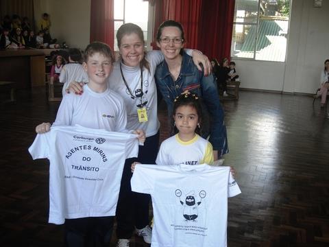Histórias e entrega de prêmios na Semana do Trânsito do Oswaldo Cruz