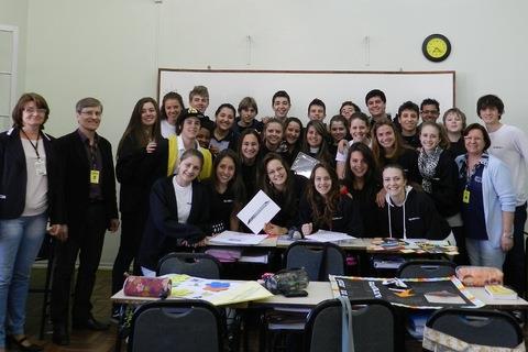 Sorteio Promoção Rematrículas 2012 entrega iPads e Bolsas de Estudo