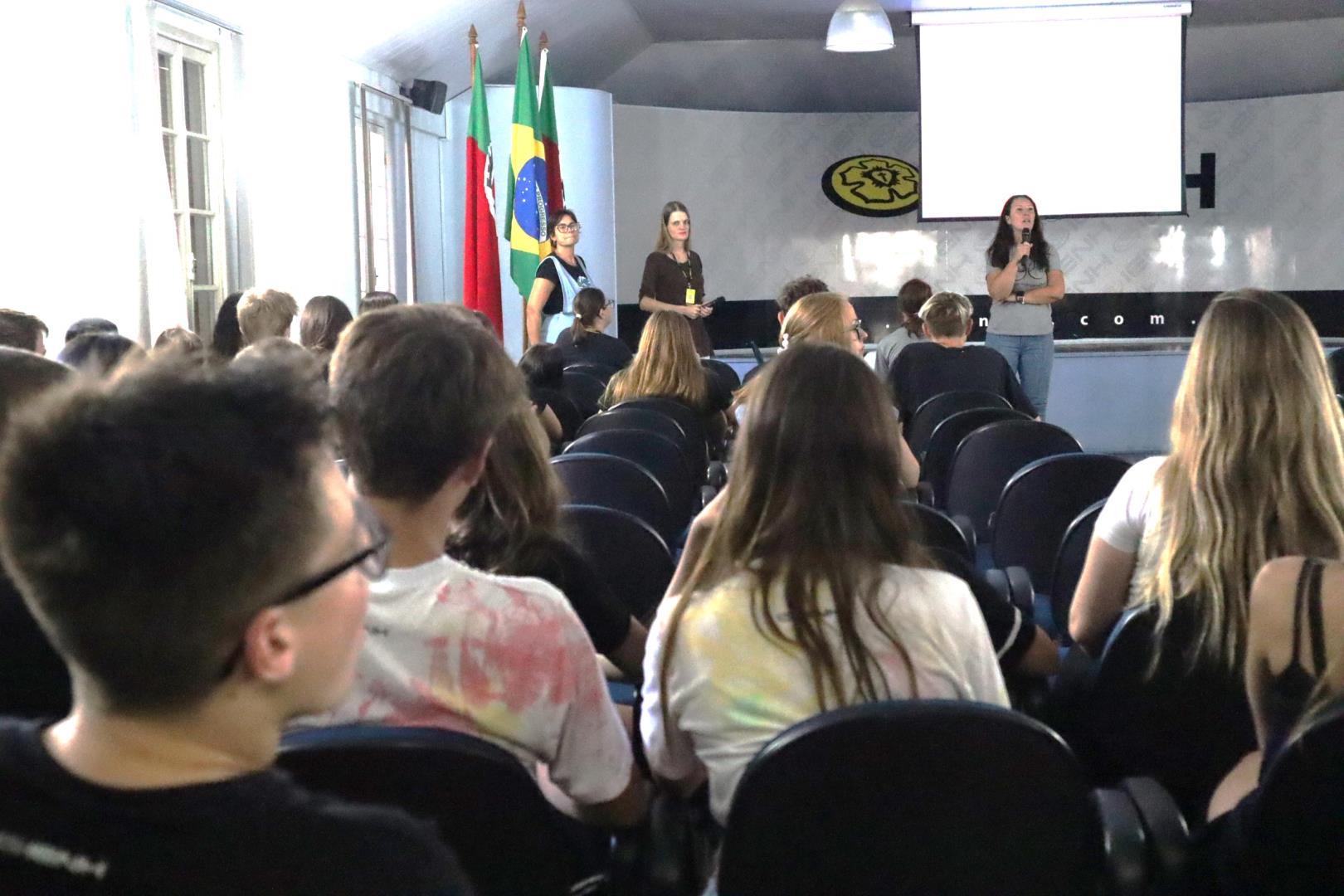 Palestra de abertura marca início do Projeto Lixo Zero em 2023