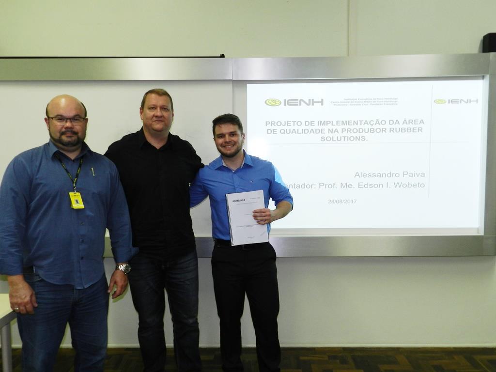 Pós-graduandos de Gestão de Projetos apresentam TCCs