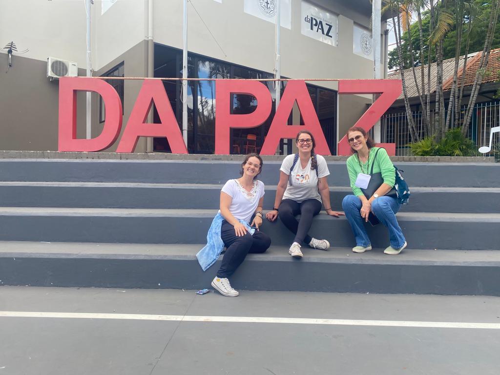 Professoras da IENH participam de Encontro Nacional de Professores de Linguagens Expressivas