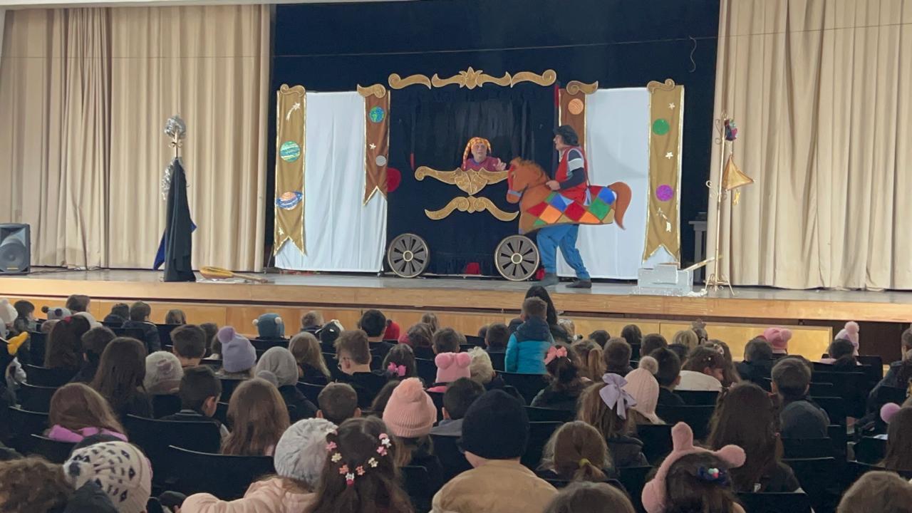 Semana HumanizArte mobiliza Unidade Oswaldo Cruz com arte, literatura e imaginação