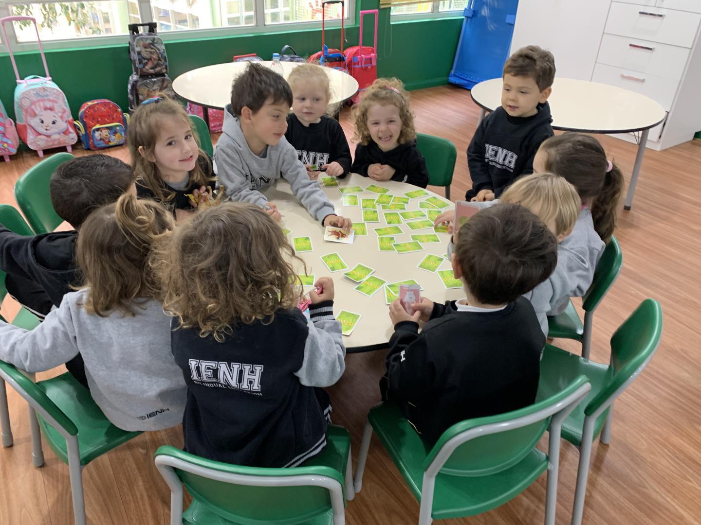 Turma do Nível 2B da Unidade Pindorama explora diariamente a importância das brincadeiras