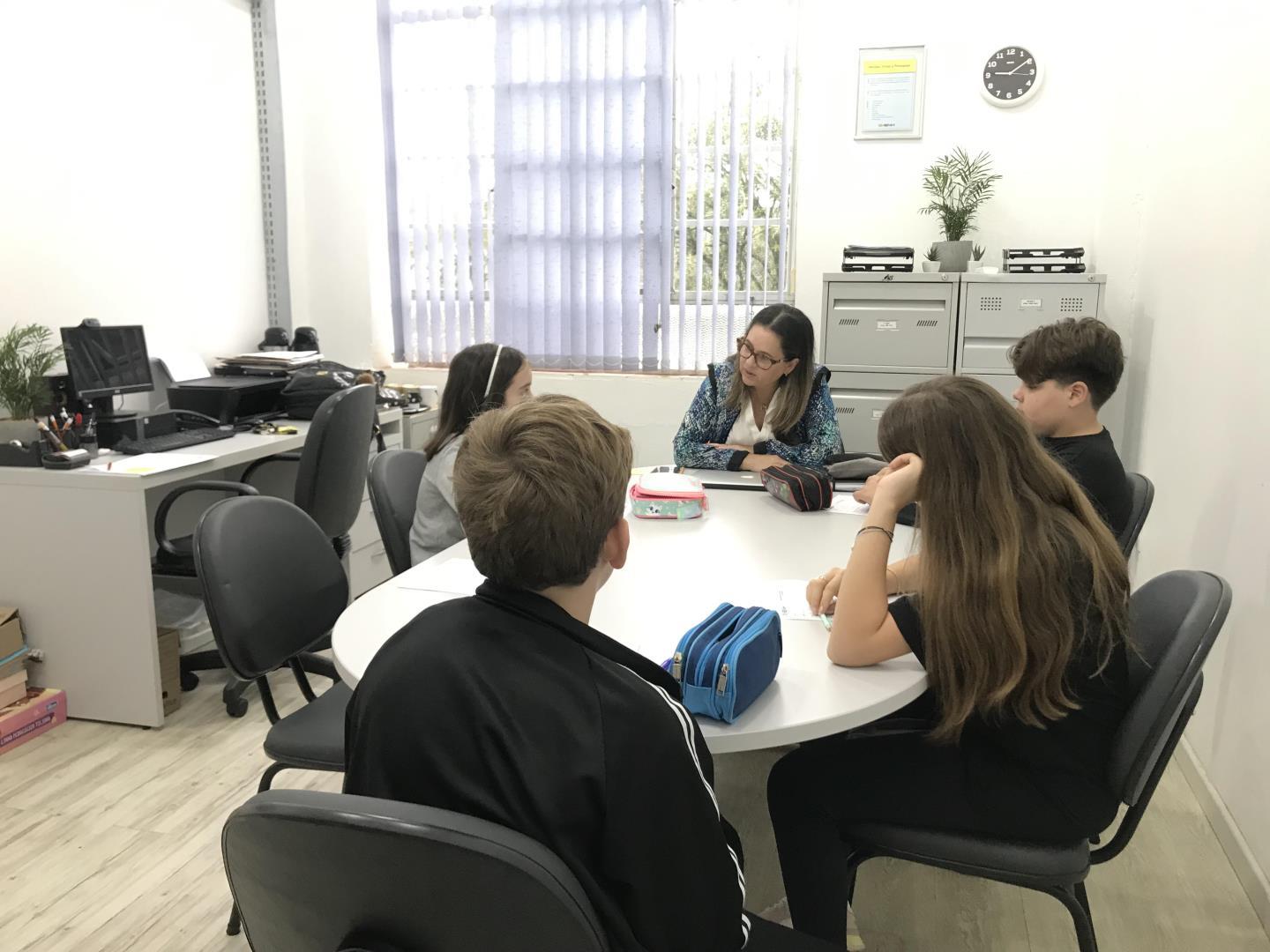 Unidade Pindorama realiza acolhimento e acompanhamento de novos alunos