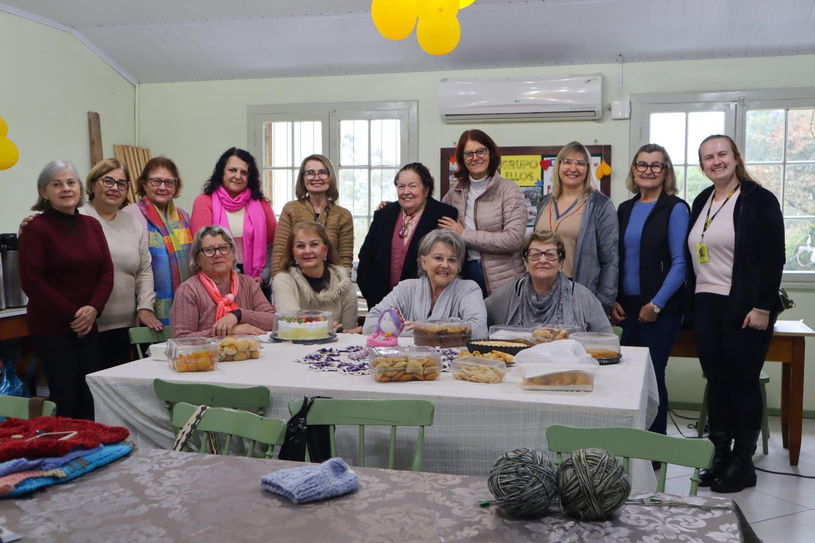 Voluntárias do Grupo Ellos da IENH realizam Chá Festivo com momento de reflexão e conexão