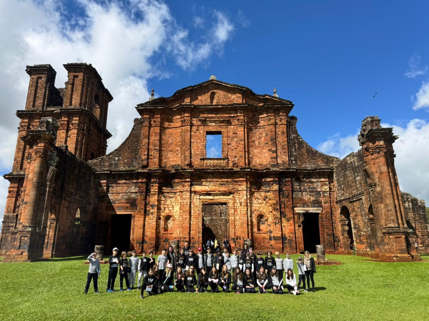 Year 5 da Unidade Pindorama realiza viagem às Missões Jesuíticas