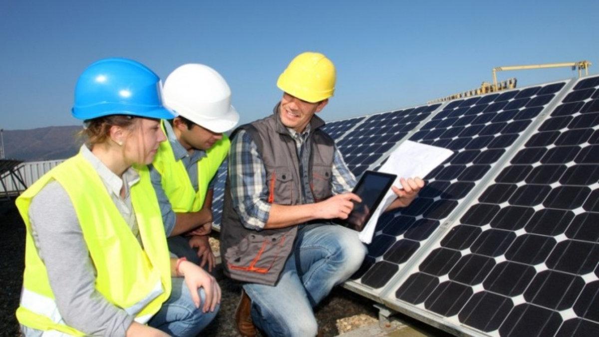 Energia Solar Fotovoltaica é tendência no mercado e tema do Curso de Extensão da IENH