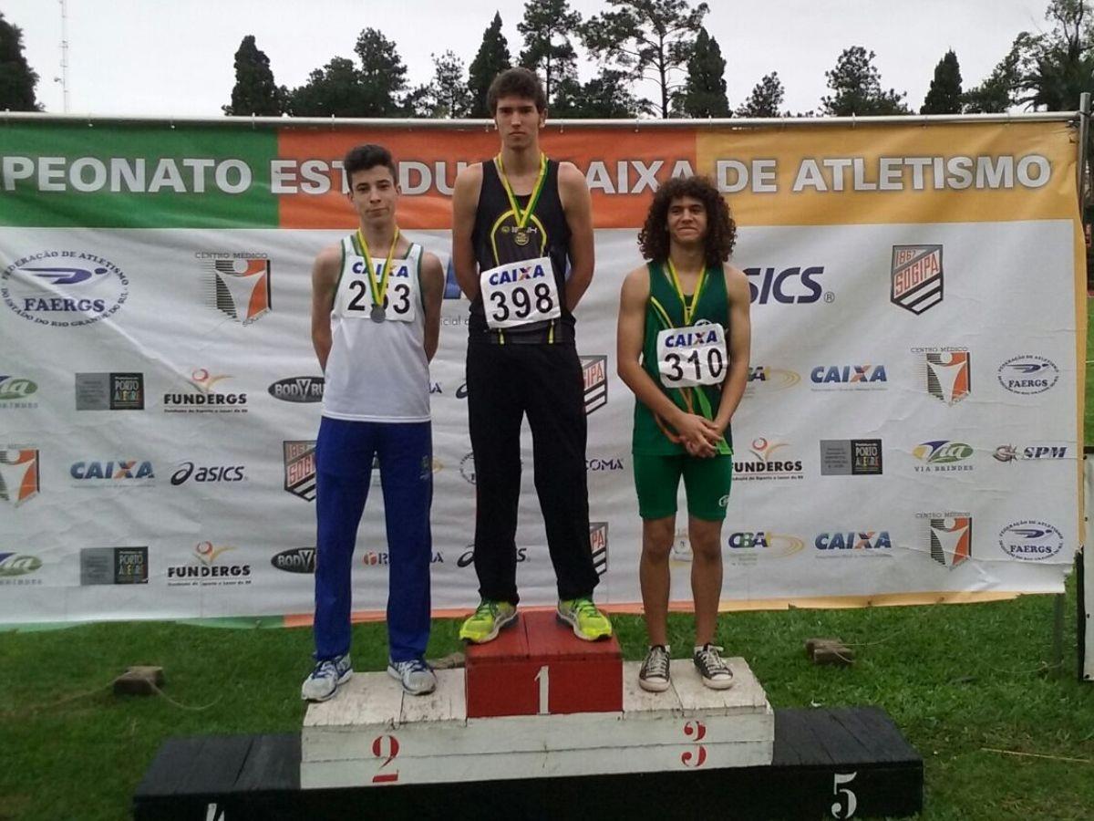 Atletismo da IENH é destaque no Campeonato Estadual Mirim