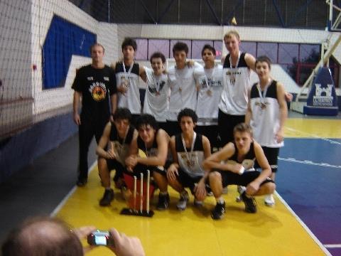 Equipe de Basquete Infanto Masculina vence e tem atletas convocados para Seleção Gaúcha