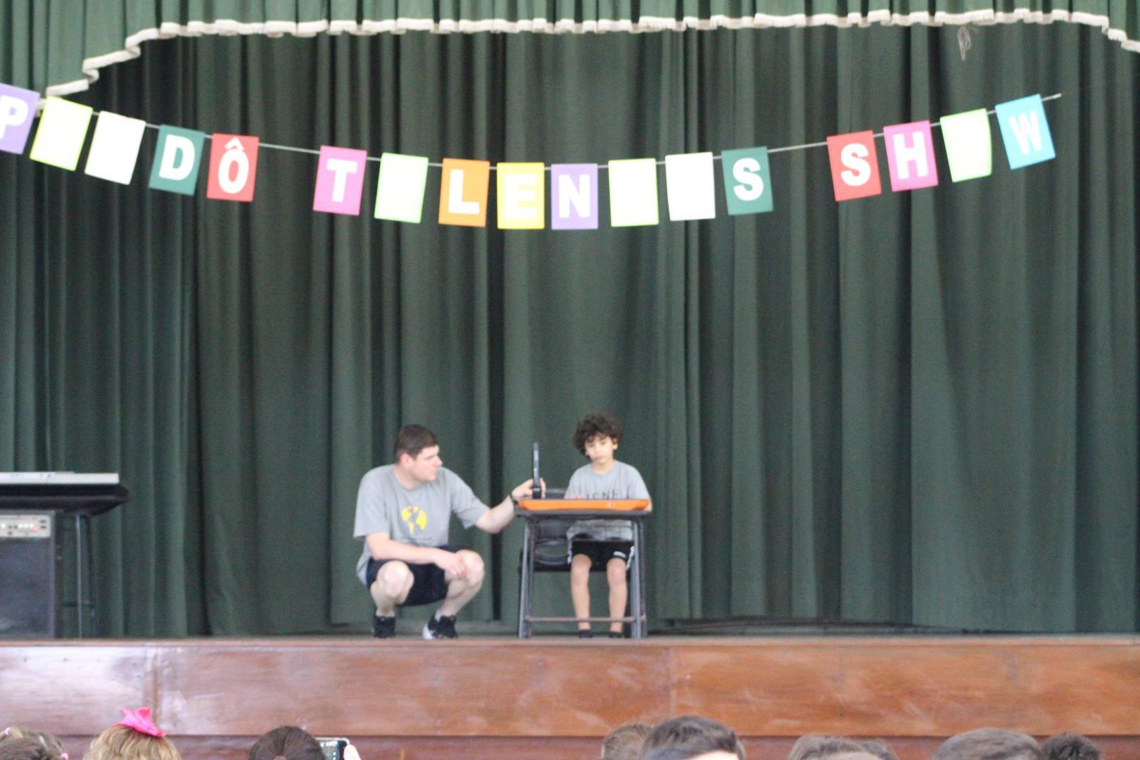 Pindô Talentos Show encanta com criatividade e muita diversão